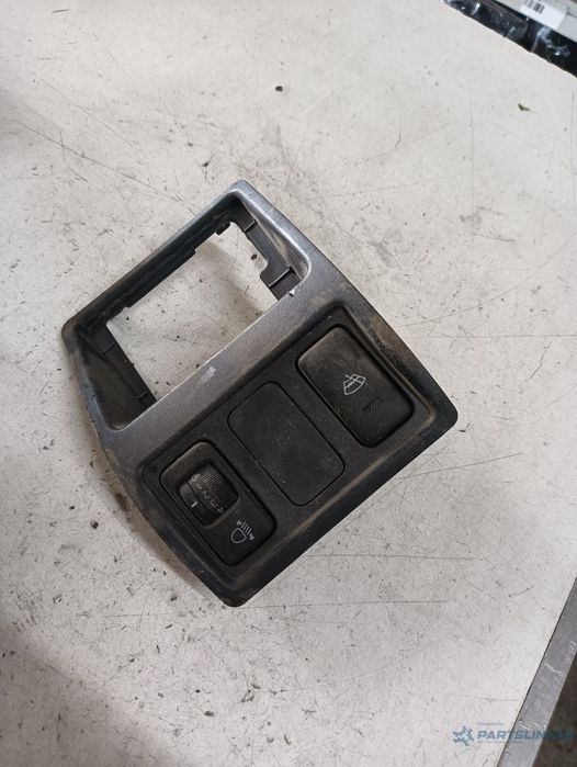 Reglaj faruri LEXUS IS II Saloon (GSE2_, ALE2_, USE2_) [ 2005 - 2013 ]