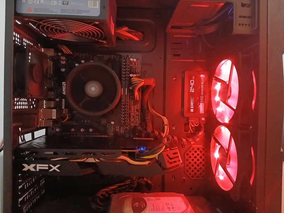 Vand/Schimb pc gaming