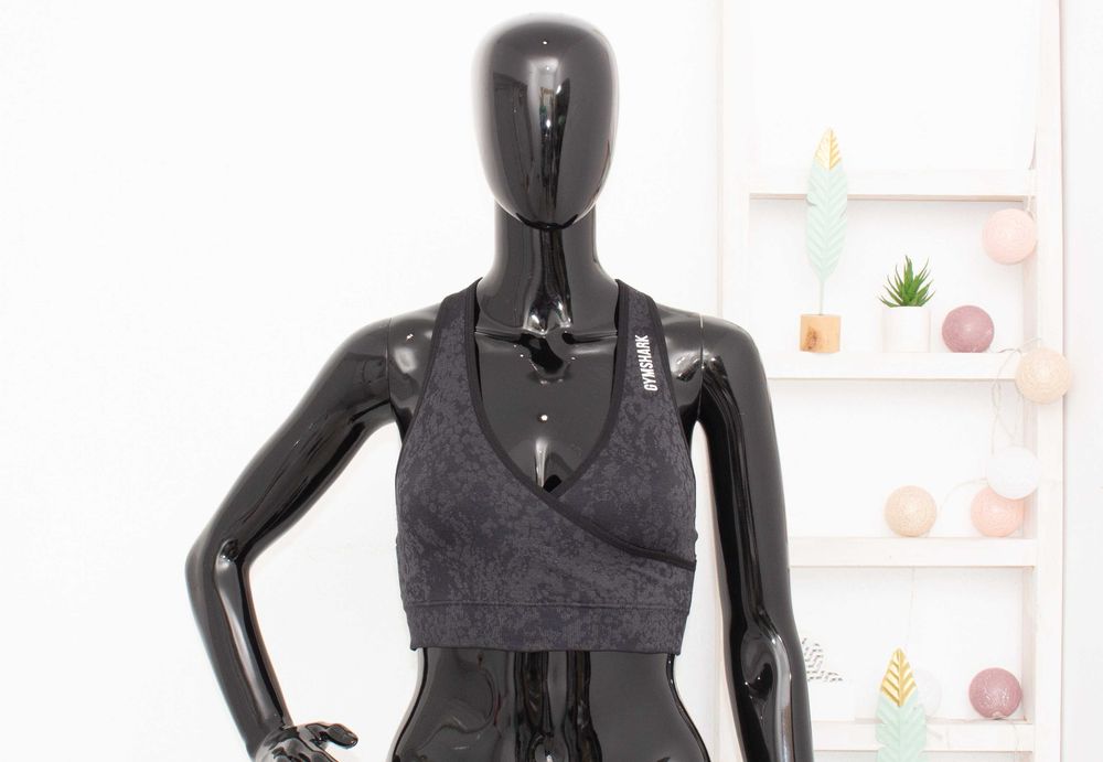 Gymshark оригинален дамски топ сив камофлаж спортен сутиен бюстие S