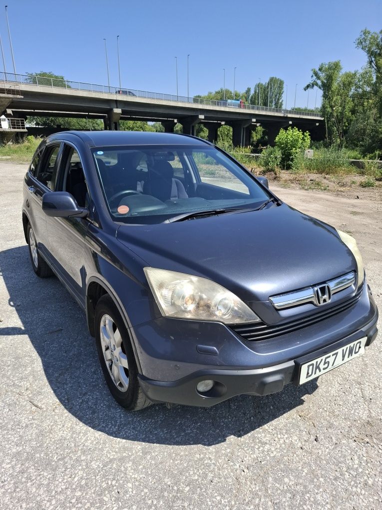 Продавам Honda crv