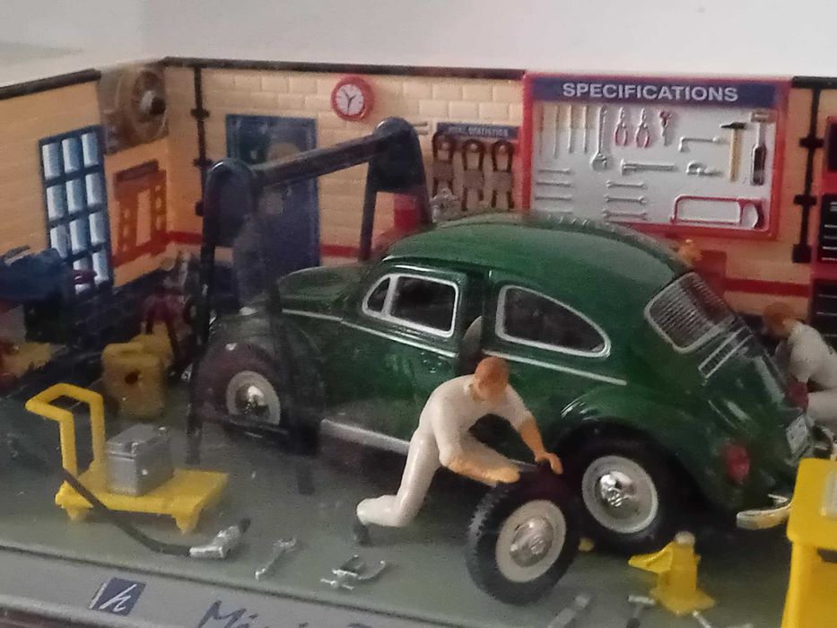 Diorama Garage 1:43 Schuco, Cararama, Диорама гараж Porsche, VW