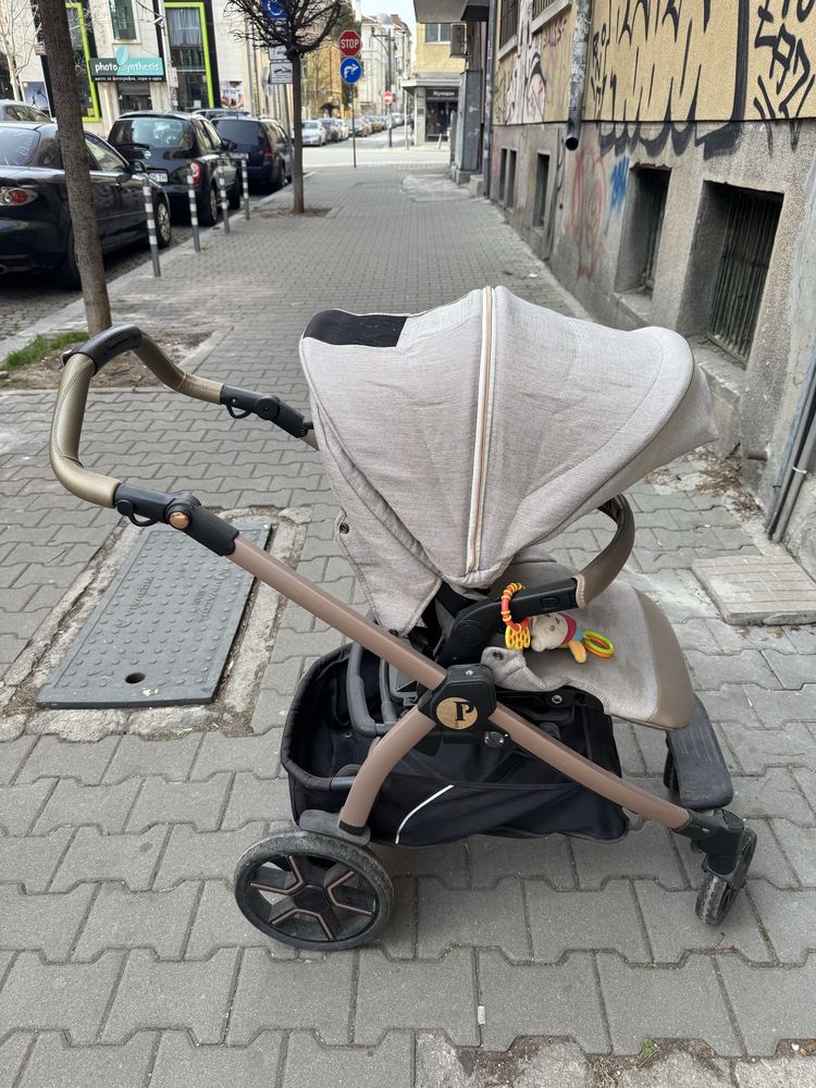 Бебешка количка и кош за новородено Peg-Perego
