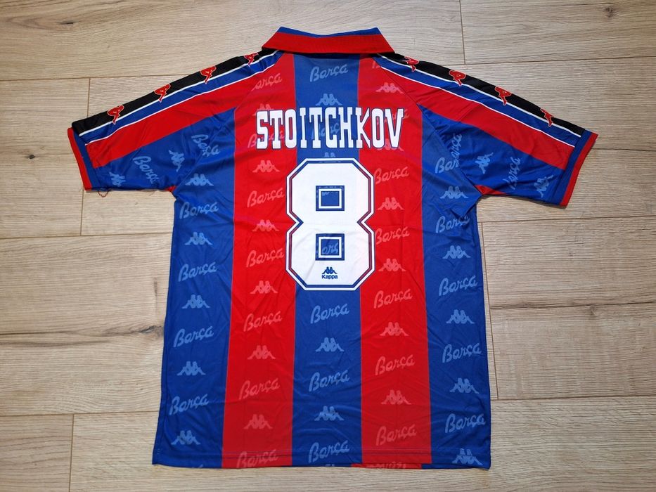Футболна фланелка на Христо Стоичков #Барселона #ретро модел 1997/98!