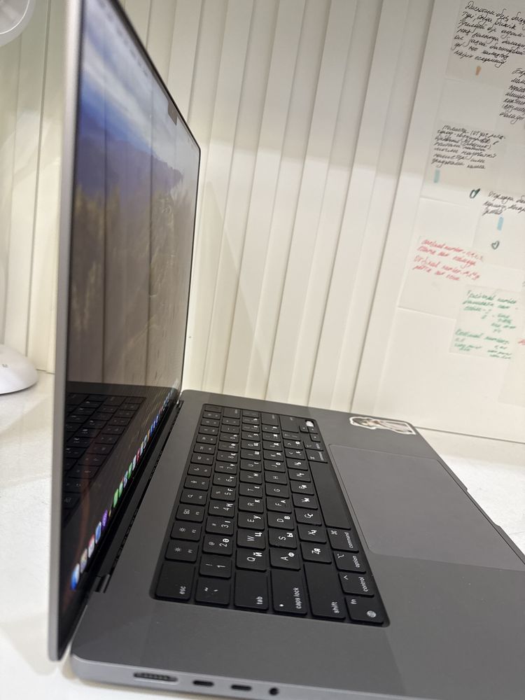 Macbook pro a16 2021