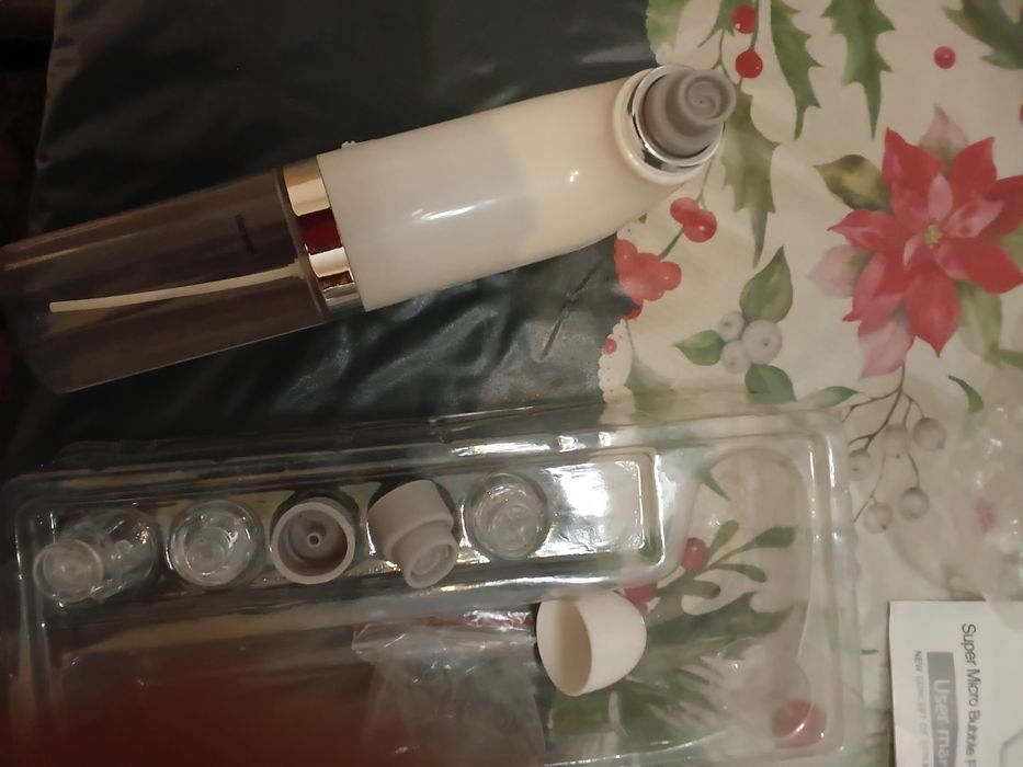 Уред за лице,за почистване на черни точки