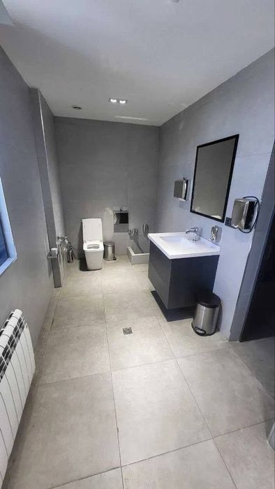 Сдается помещение ул. Шарафа Рашидова, Ц-6, 330м²