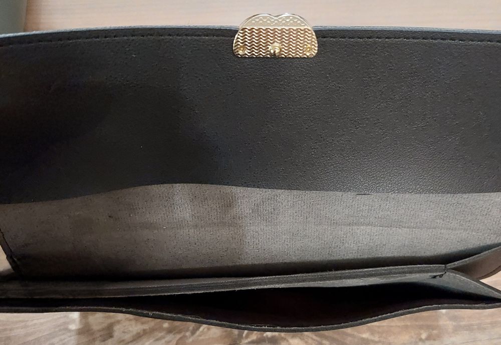 Портмоне тип чанта без дръжка