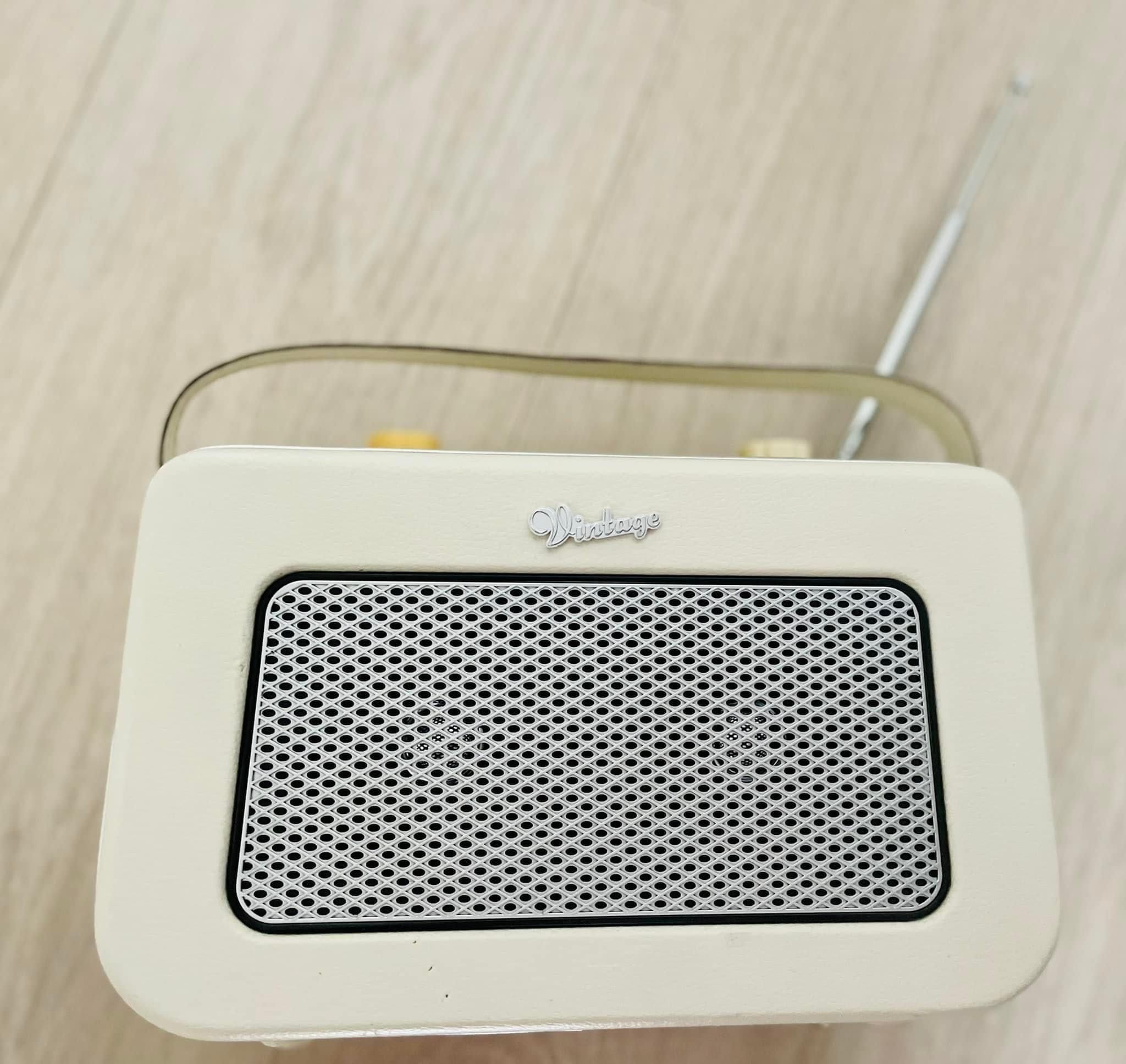 Radio Vintage cu baterii