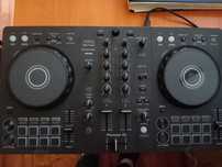 Pioneer DDJ-FLX4, Диджей пулт