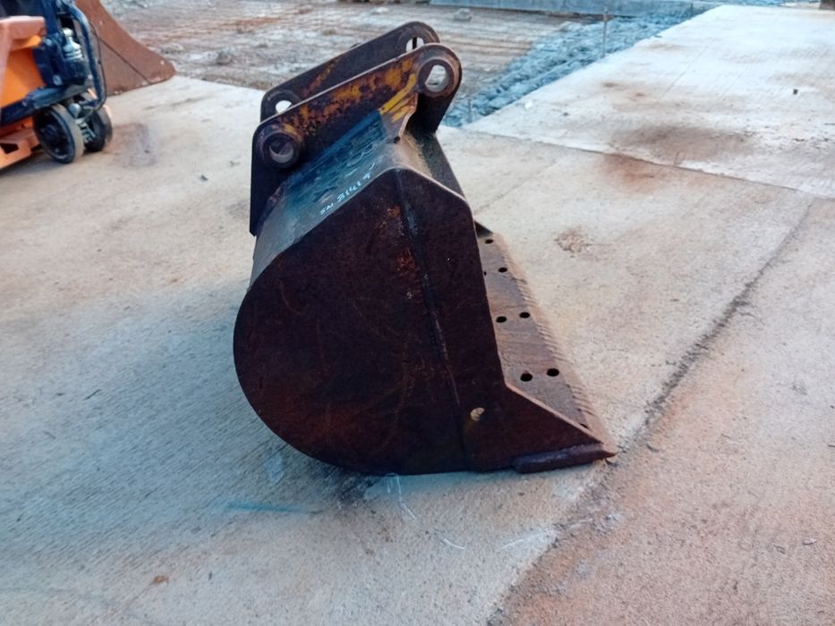 Cupa 70 cm miniexcavator 2.5 3 tone