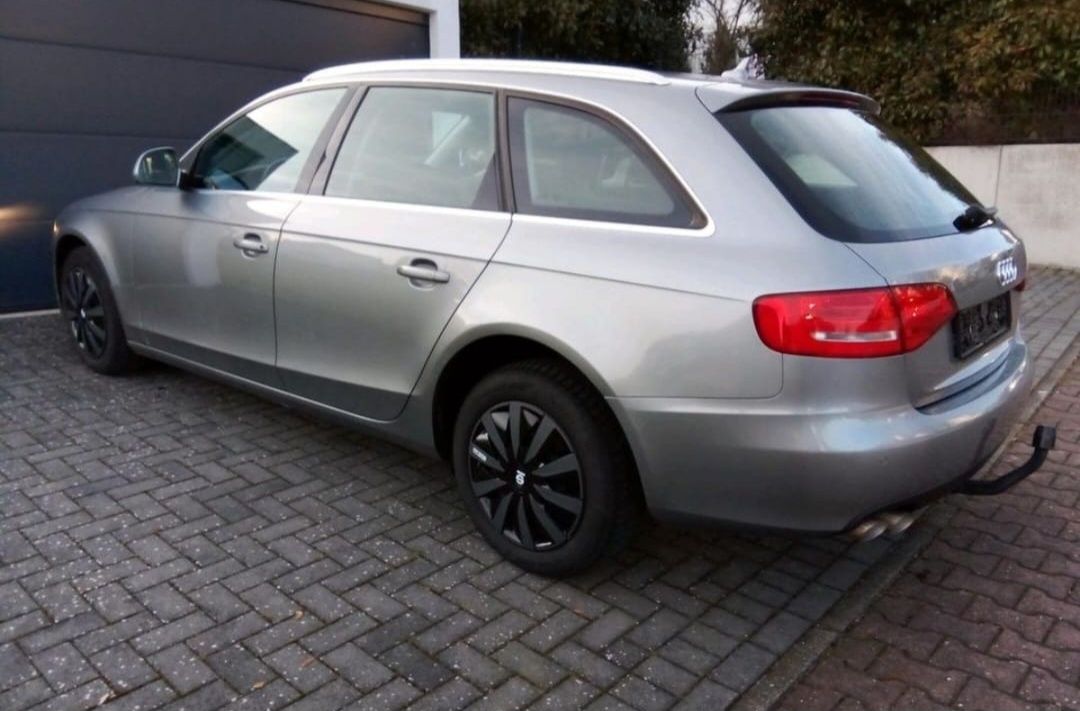 OCAZIE-Audi a4-B8,euro 4,carte service.