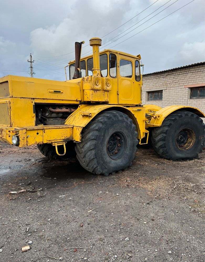 Продам кировец К-701