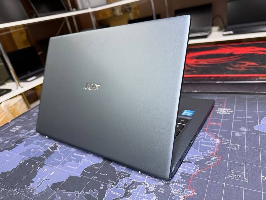 Ультрабук Acer Swift 3 Core i3-1115G4/8GB/SSD256GB