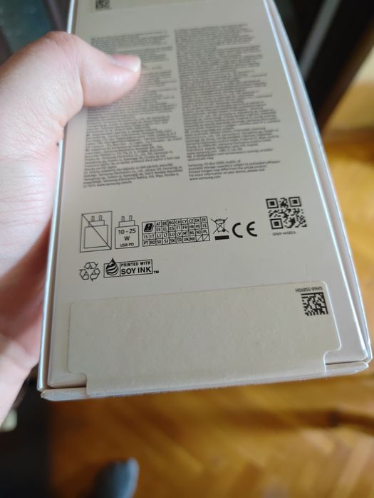 телефон Samsung A16 неотварян
