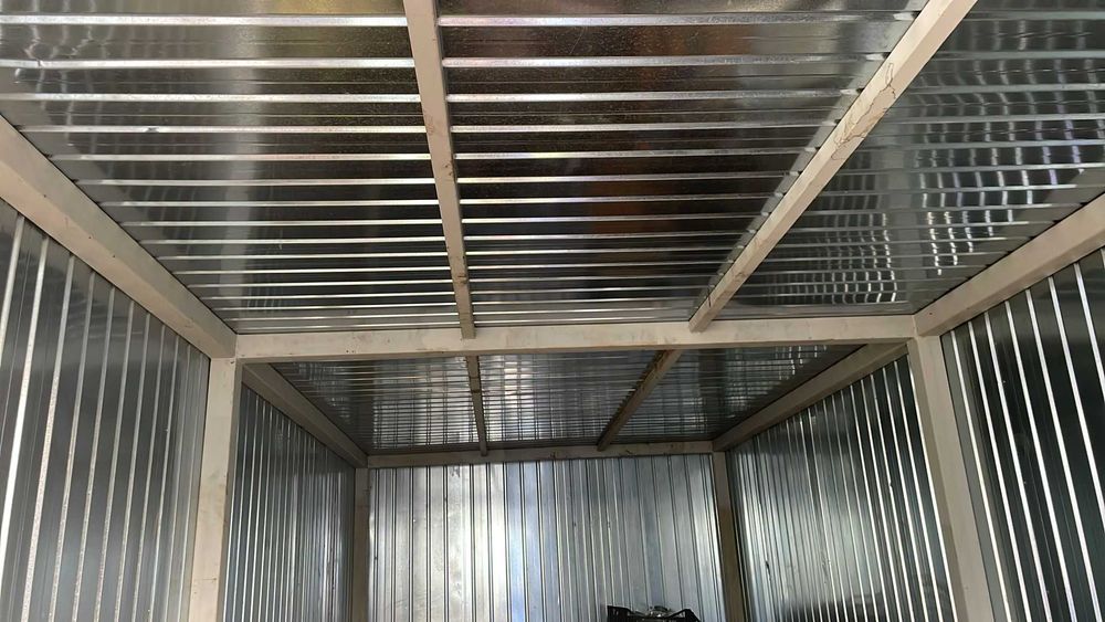 Container din tabla 2.5m x 2.7m x 6m