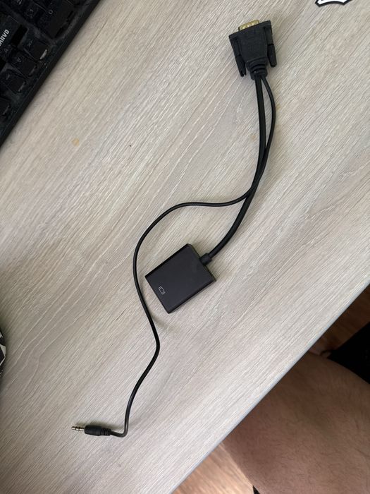 VGA към HDMI адаптер с аудио кабел