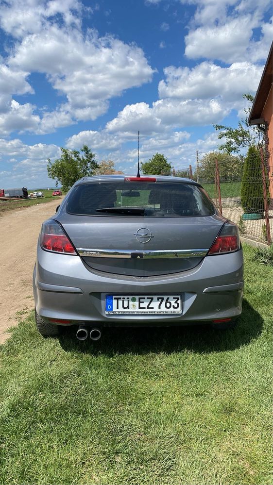 Opel Astra GTC 1.6 16V