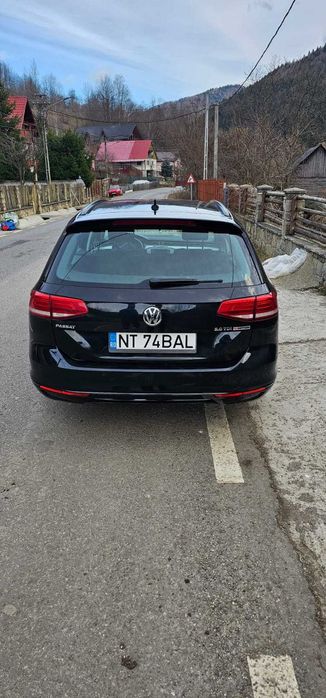 Volkswagen Passat 4 motion (cutie manuala)
