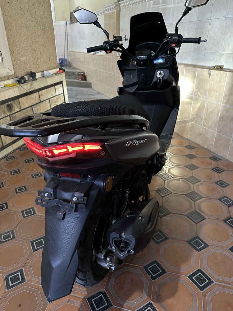 Skuter 150 kub sotiladi