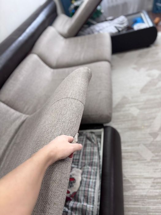 Продается диван.