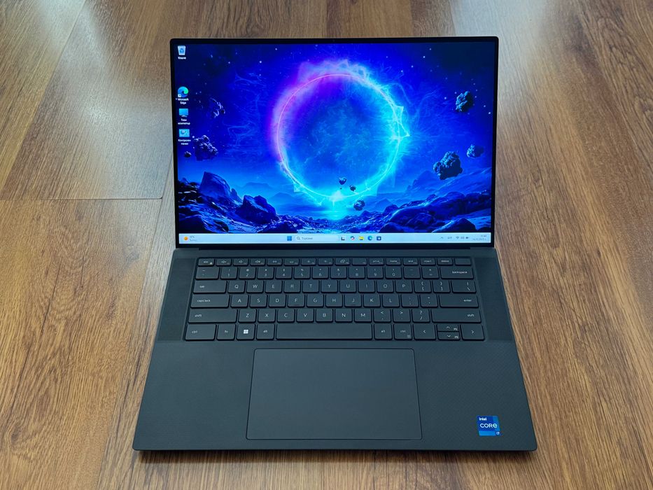 15.6' FHD+ i7-12800H DELL Precision 5570 32GB DDR5/512GB/RTX A2000 8GB