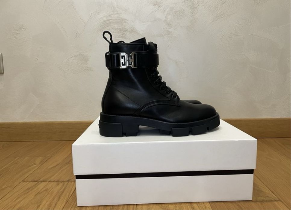 Боти Givenchy Terra lace-up combat boots