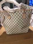 Vand genti Louis Vuitton