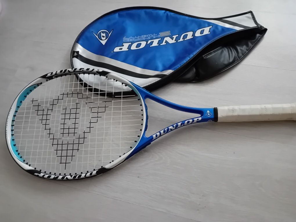 Vând racheta tenis Dunlop 2 Hundred Twenty 7