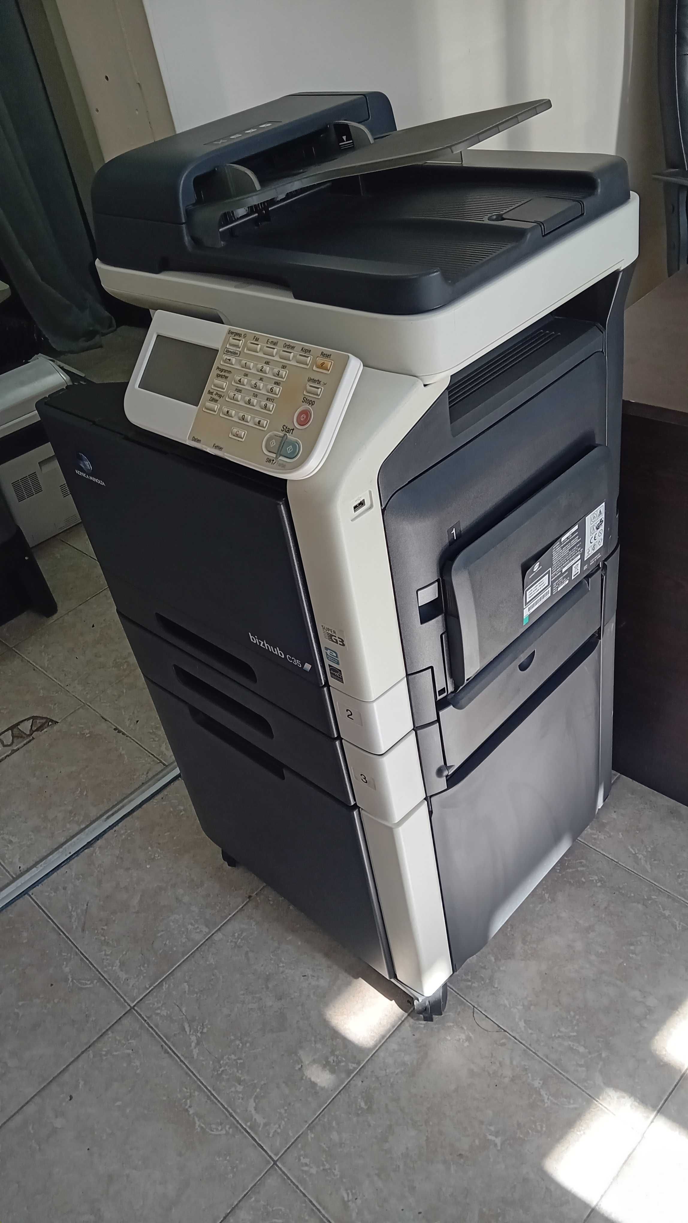 Цветен лазерен принтер, скенер и копир 3 в 1 Konica Minolta Bizhub C35