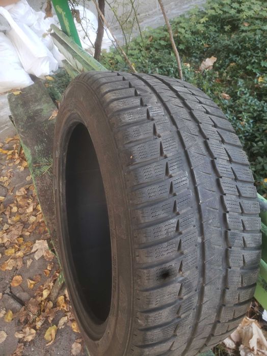 Зимни гуми Falken 245 45 17. Стават за 1 сезон. грайфер 4- 5 мм.