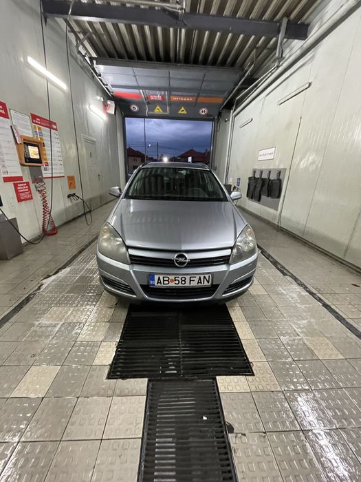 Opel Astra H 1.7. 1.7 CDTI