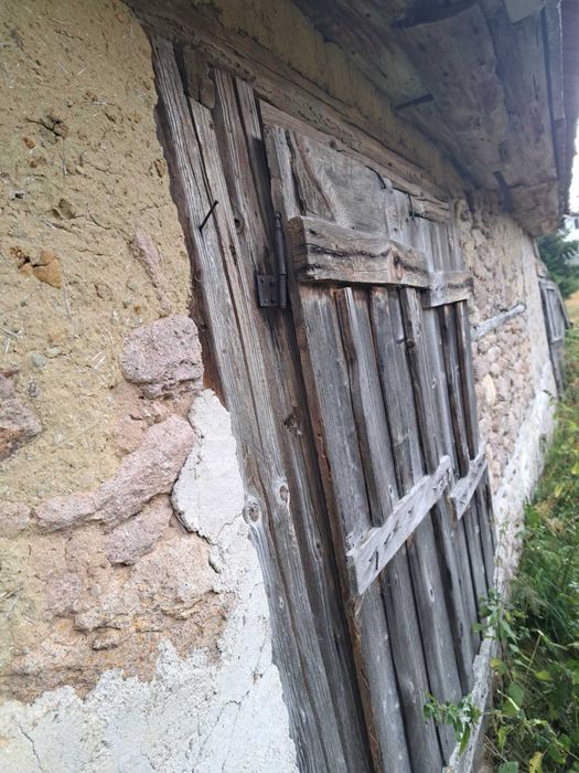 Продава се земеделска земя + къща в с. Мугла, махала Касъка