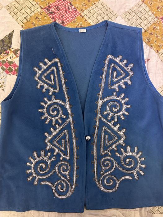 Национальная казахская жилетка