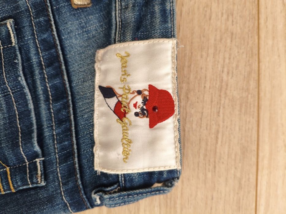 Blugi Jean Paul Gaultier, 26