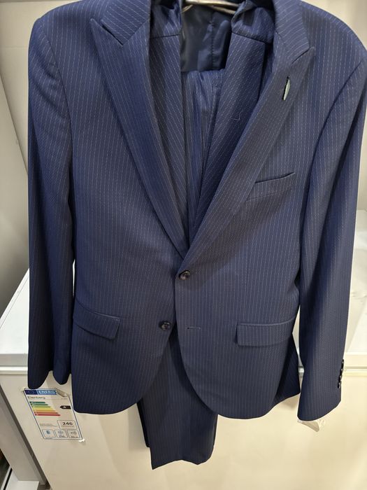 Продам костюм СРОЧНО!