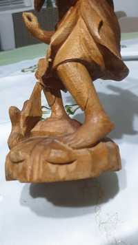 Статуетка сандалово дърво