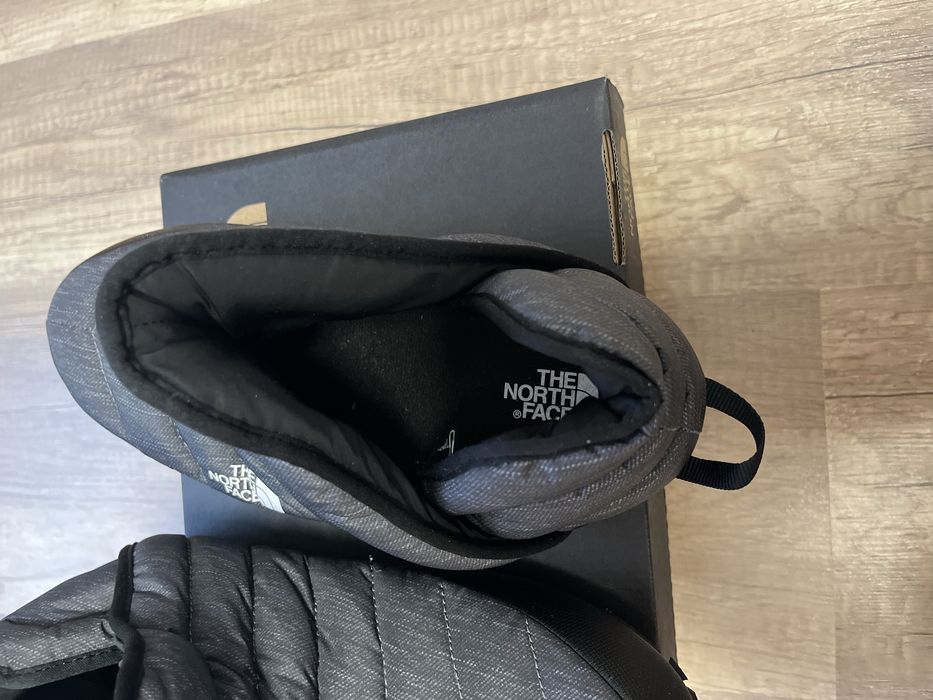 Чисто нови ботушки The north face