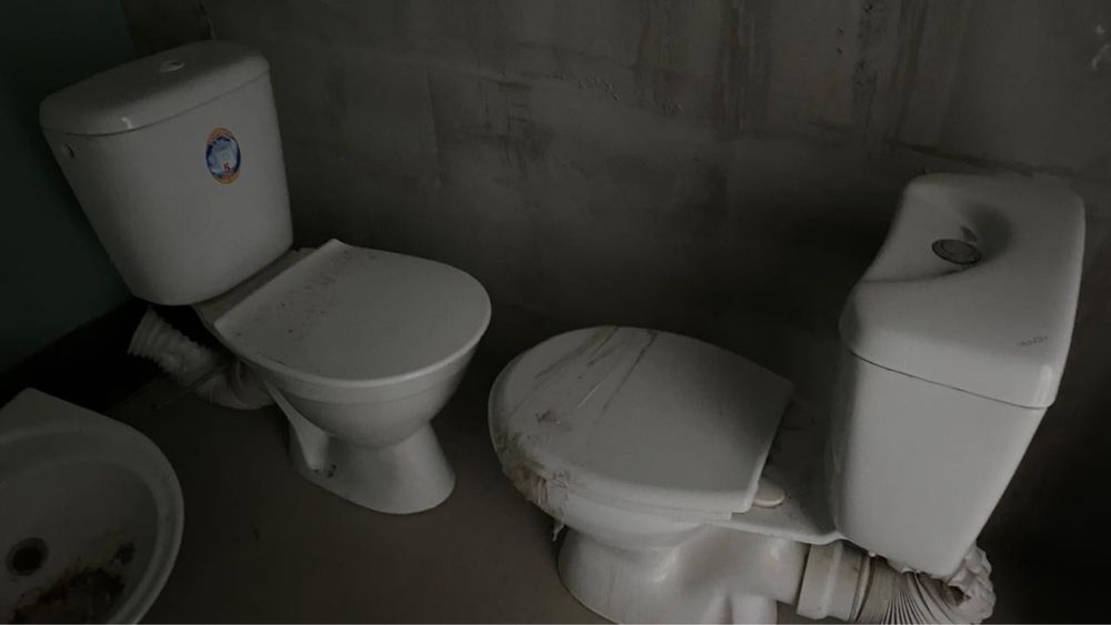 Унитазы б/у по 8000