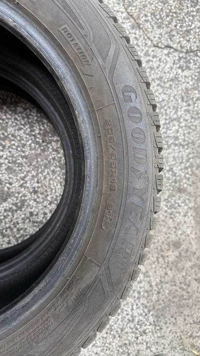 4 зимни гуми GoodYear UltraGrip 9+ 205/55/16 DOT 2820.