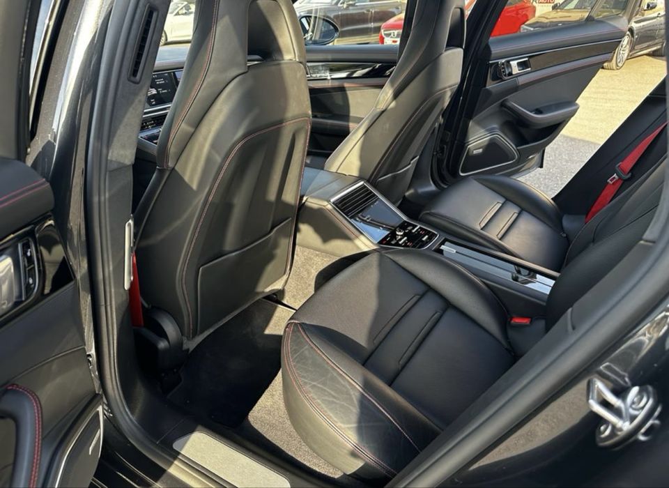 Porche panamera hibrid 462cp,tva deductibil,avans 34.000€
