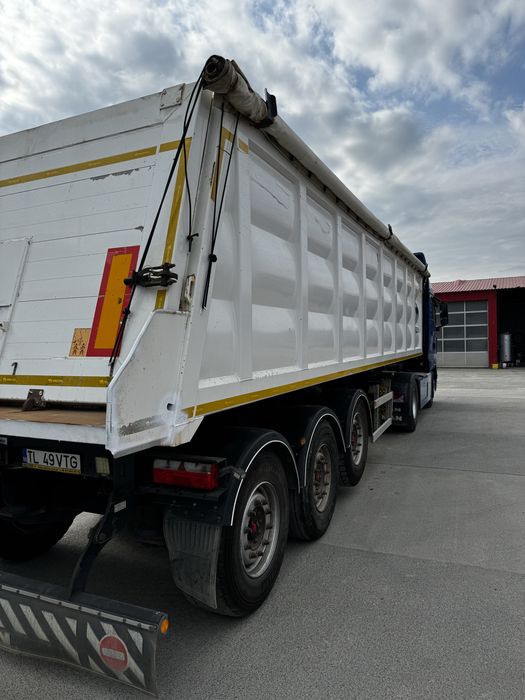 Semiremorca Wielton 33,5 MC