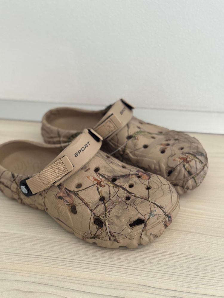 Crocs barbati camo