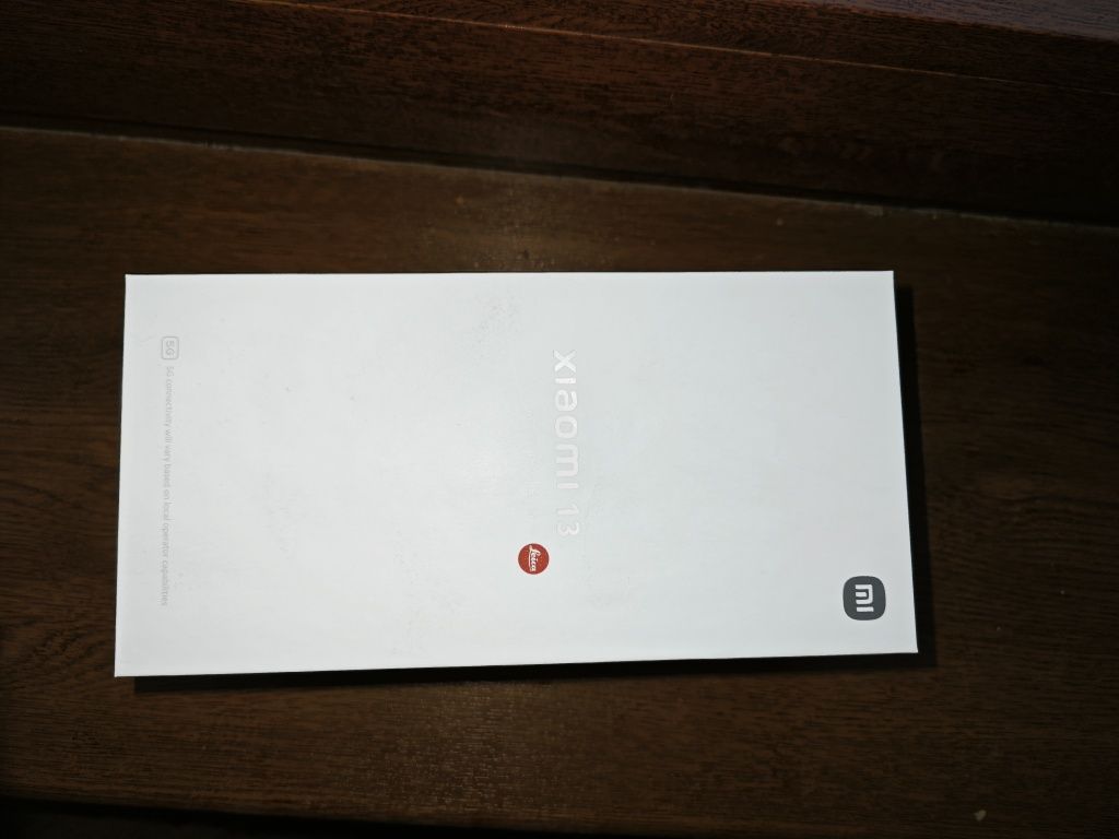 Xiaomi 13 б/у почти новая