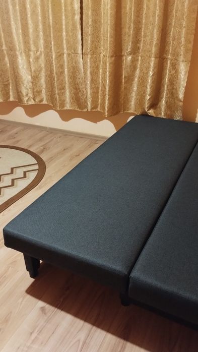 Canapea extensibilă Nouă