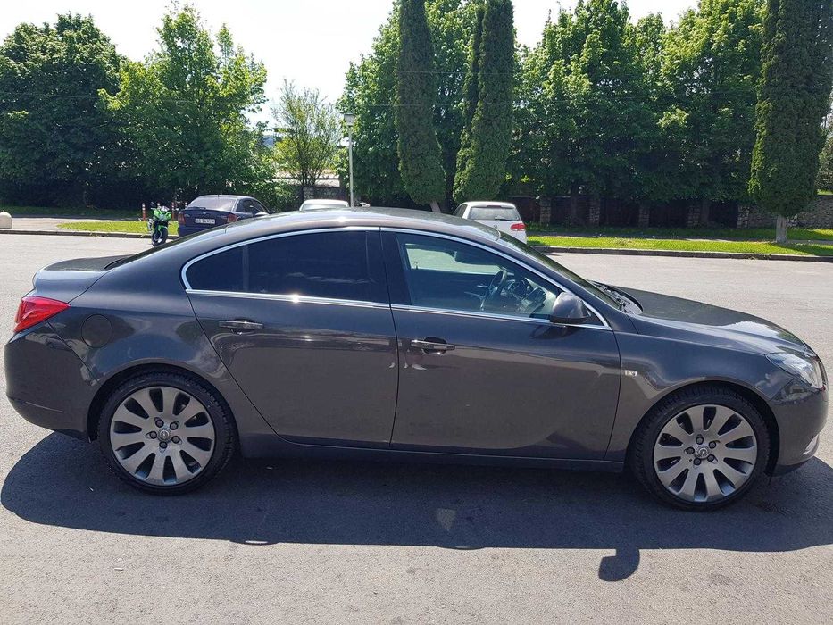 Opel Insignia 2.0 BiTurbo 4x4 195cp