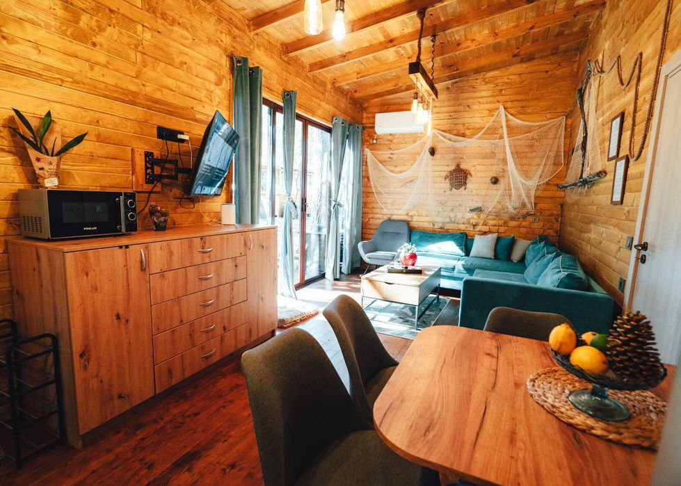 Нова година във Вили Безвремие - Къмпинг Созопол Еко