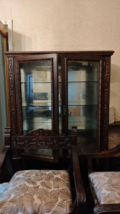 Mobila antica stil iacobin