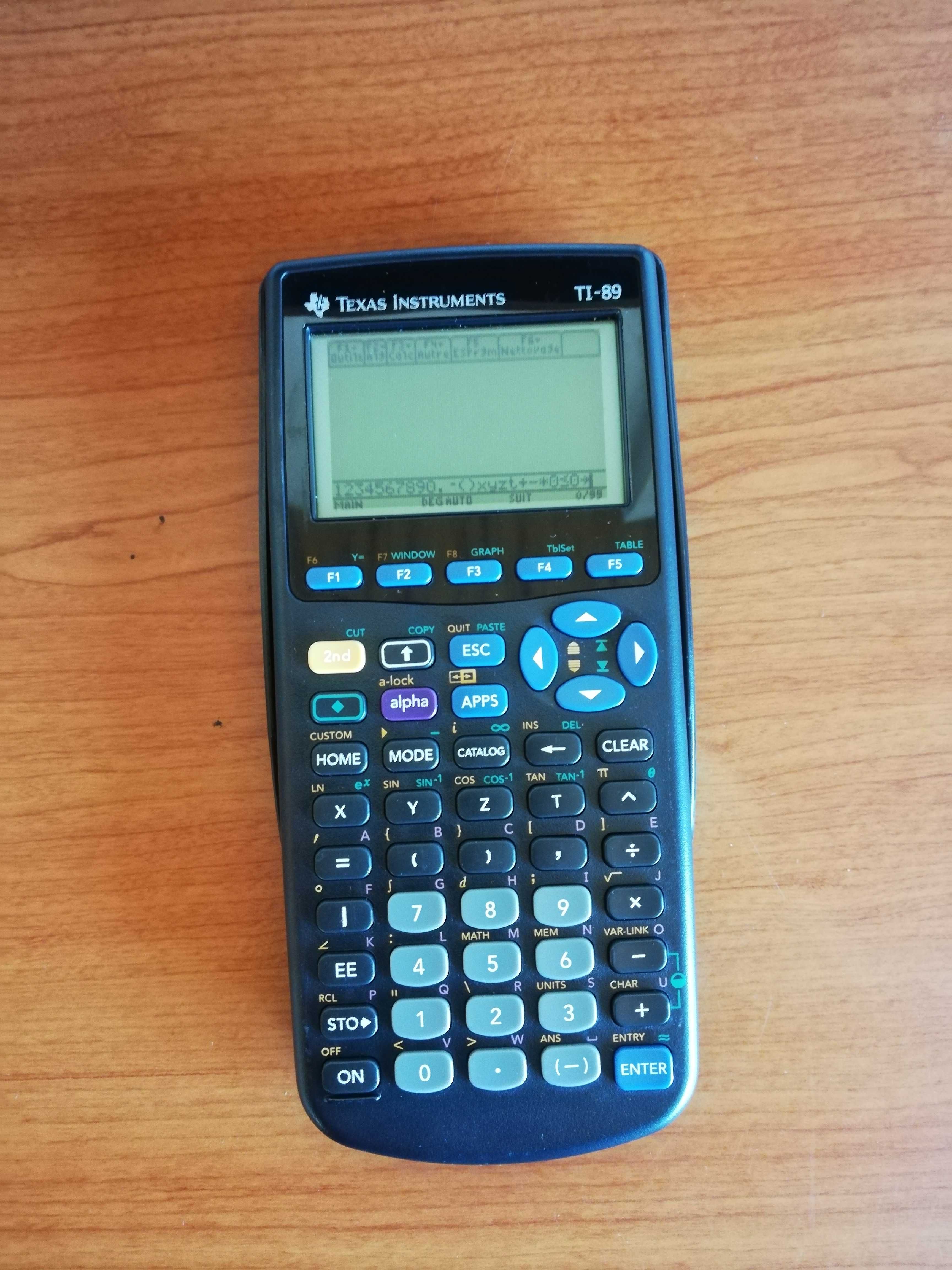 Графичен калкулатор Texas Instruments TI-89