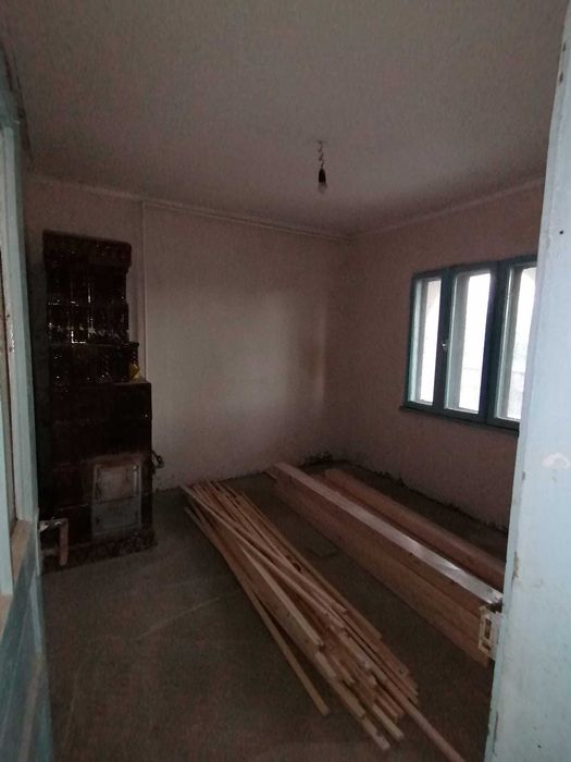 Casă cu teren generos 1800m la preț de apartament, în Cioranii de Jos