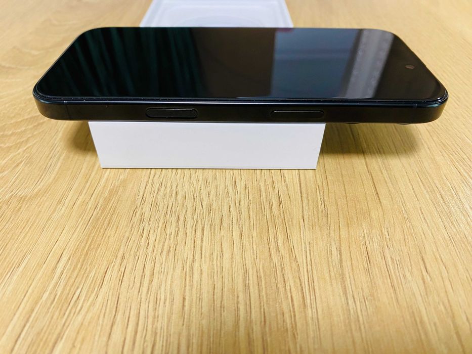НОВ !!! Apple iPhone 16 Pro, 256GB, 5G, Black Titanium, 100%
